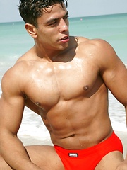 Latino stud posing outdoors