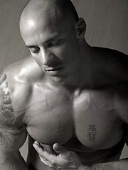 Manifest muscle guys
