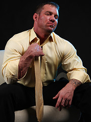 Hardcore muscle icon Caesar