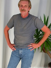 Straight mature man relaxing and jerking off