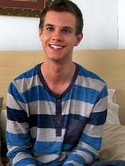 Straight college student jerking off