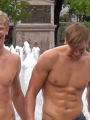 American stud Alex Waters jackoff fun with another American