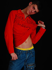 Badass twink gets all naked and shows some skin