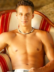 Sweet euro jock Jean Morocco pin-up