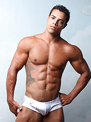 Musclepuppy Christian showing his strong butt