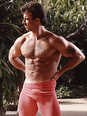 Muscle man posing naked