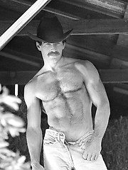 Mature gay retro style pics