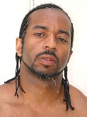 Ebony dude undress his clothes