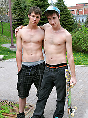 Skater boys have great bareback sex
