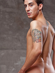 Two hot guys Boston Miles and Devin Dixon worship Cock