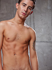 Two hot guys Boston Miles and Devin Dixon worship Cock