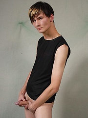 Amateur alternative teen boy solo pics