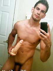 Nasty amateur teen boy\'s pictures