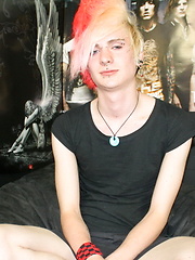 Alt punk boy Jason Valentine solo jerking