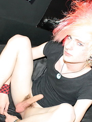 Alt punk boy Jason Valentine solo jerking