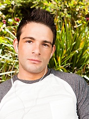 Next door buddy jerks off his pretty str8 cock