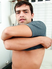 Str8 latin dude Mateo showing his fat piece of meat