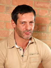 Tall, toned and hung, Italian stallion Antonio Garcia