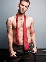 Rod Daily strips fff Mathew Masons wet suit