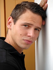 Soccer star Eric muscle work-out