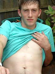 Str8 skateboard boy Josh in the bed