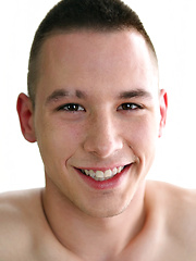 Gill O Neil is one of the sexiest Squirtz boy