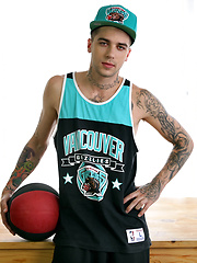 Simon Archer Takes a Long Shot