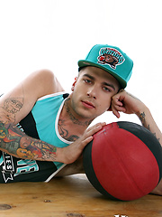 Simon Archer Takes a Long Shot