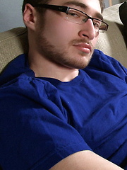 Jake Baker masturbates his big dick