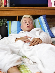 Dildo Fun With Horny Benjamin