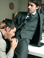 Dario rides Woody's cock