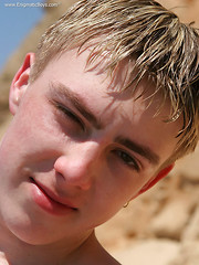 Str8 boy shows his nice dick outdoors