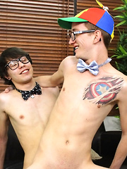 Geeky Twinks Love The Dick!