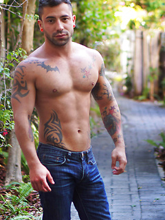 gay model Nick Cross